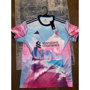 Liverpool FC fan art special edition jersey size men's Large NWT